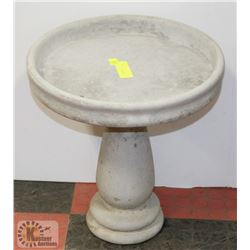 CONCRETE 2 PIECE BIRDBATH 14"X14"