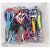 Image 1 : BAG OF ASSORTED SCISSORS.