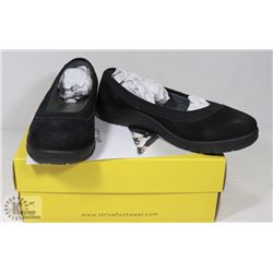 STRIVE HAMPTON WOMANS BLACK 10