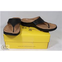 STRIVE MAUI WOMANS BLACK SZ 8.5-9