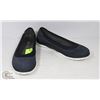 Image 1 : STRIVE HAMPTON WOMANS BLUE 8, NO BOX