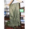 Image 1 : MENS GREEN FISHING WADERS, SIZE 12 - LARGE