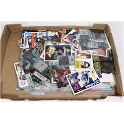 MARK MESSIER,RAY BOURQUE  ESTATE HOCKEY CARDS AND