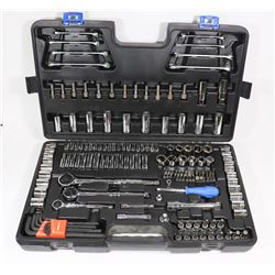 173 PC MECHANICS TOOL SET.