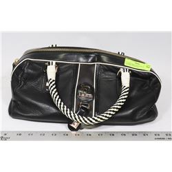 L.A.M.B GWEN STEFANI BLACK LEATHER HAND BAG