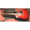 Image 1 : ART & LUTHERIE WILD CHERRY GUITAR P/U W/ SOFT