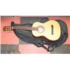 Image 1 : FENDER 3/4 CLASSICAL NATURAL GUITAR W/ SOFT CASE.