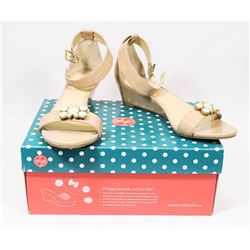 LINDSAY PHILLIPS INTERCHANGEABLE SNAP SHOE TAN