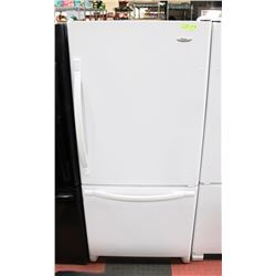 WHIRLPOOL WHITE, BOTTOM MOUNT FRIDGE