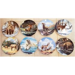 SET OF 8 'WILD AND FREE' COLLECTOR PLATE