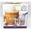Image 1 : NOSTALGIA 4 QUART ELECTRIC ICE CREAM MAKER