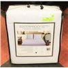 Image 1 : WATERPROOF MICROFIBER QUEEN SIZE MATTRESS PAD