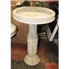 Image 1 : CONCRETE 2 PIECE BIRD BATH 16" X 23"