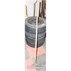 DOUBLE SIDED THATCH RAKE