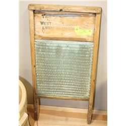 WESTERN BROOM ANTIQUE WASHBOARD