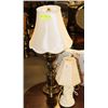 Image 1 : LOT OF 2 TABLE LAMPS