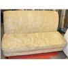 Image 1 : CHAISE COUCH 64"L X 38"D X 36"L
