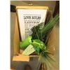 Image 1 : BOX OF 2 PLANTERS, 1 PICTURE