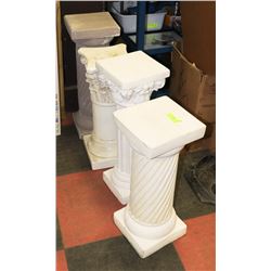 LOT OF 4 PLASTER GARDEN PILLARS