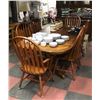 Image 1 : WOOD DINING TABLE WITH 2 LEAFS, 6 CHAIRS, AND