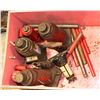 Image 1 : WOOD BOX WITH BOTTLE JACKS