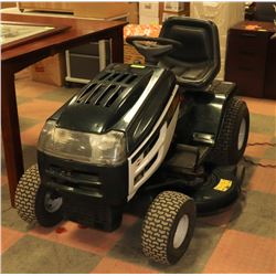 YARDWORKS LAWN TRACTOR 19.5 HP