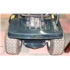 Image 5 : YARDWORKS LAWN TRACTOR 19.5 HP