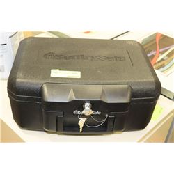 LOCKING SENTRY SAFE LOCK BOX