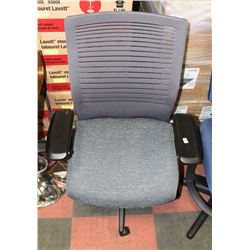NEW DELUXE MESH BACK HYDRAULIC LIFT OFFICE CHAIR