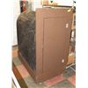 Image 1 : POP UP FISHING TENT WITH BOX
