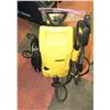 Image 1 : KARCHER PRESSURE WASHER