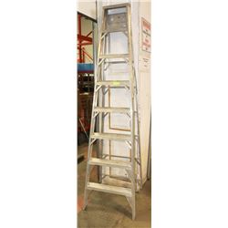 8' ALUMINUM LADDER