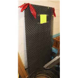 LOT OF 4 PIECES METAL SCREEN 66" X 36"