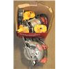 Image 1 : 4 DEWALT 18V XRP BATTERIES, 1 MILWAUKEE SKILSAW &