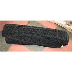 NEW 3X4 CHARCOAL GRAY MUD MASTER CARPET 3/8"