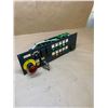 Image 1 : SIEMENS 6FC5203-0AD27-0AA0 CONTROL PANEL
