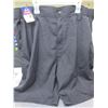 Image 1 : Men's Wrangler Shorts size 40 / also has zippered pocket on right leg