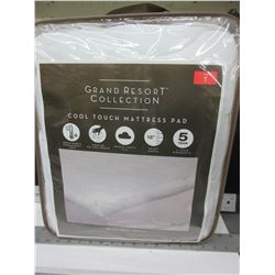 New Grand Resort Collection Cool Touch Mattress Pad / Twin