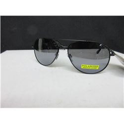 New Mens Foster Grants Polarized Sunglasses / with 100% Max Block