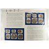 Image 2 : 1977 US MINT SET (UNC) P/D & STAMPS ON CARD