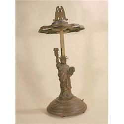 Statue Of Liberty Stand Ashtray