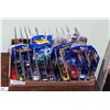Image 1 : LOT OF 30 NIP HOTWHEELS DIE CAST CARS
