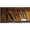Image 1 : 7 ANTIQUE TOOLS