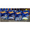 Image 1 : LOT OF 40 NIP HOTWHEELS DIE CAST CARS