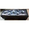 Image 1 : STORAGE OTTOMAN