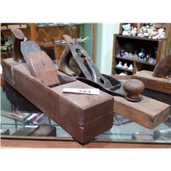 2 ANTIQUE WOOD HAND PLANES