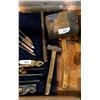 Image 1 : 4 ANTIQUE WOOD HANDLES HAMMERS & MALLET