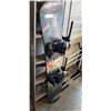 Image 1 : OXYGEN SNOWBOARD AND LAMAR BINDINGS