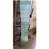 Image 3 : OXYGEN SNOWBOARD AND LAMAR BINDINGS