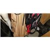 Image 3 : 2 GOLF BAGS AND CLUBS
